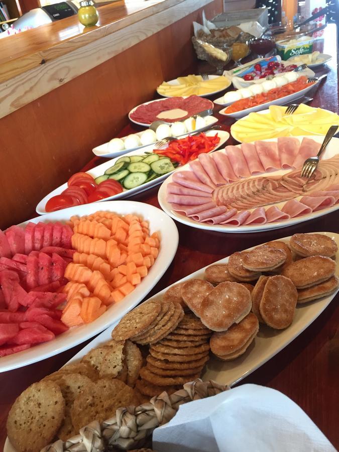 Mehamn 梅哈恩探险营地酒店 外观 照片